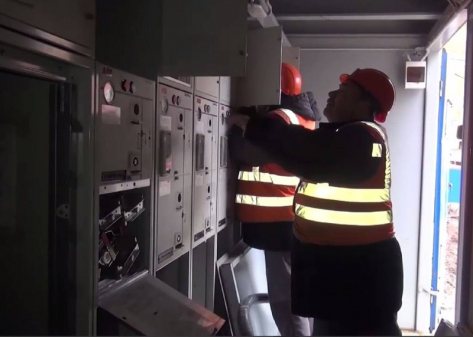 На улице Горького возводят новую электроподстанцию на 2,5 мегаватта в рамках строительства метро