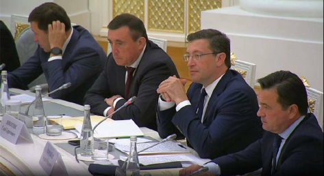 В Сормовском районе Нижнего Новгорода началась замена трамвайной стрелки в районе станции «Варя»